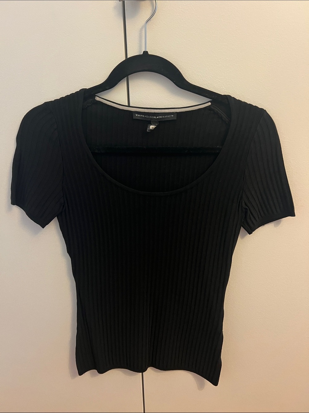 White House Black Market Black Ribbed Scoop-Neck Short Sleeve Top